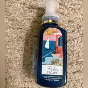 Bath & Body Works Cabana Escape Fruity Gentle & Clean Foaming Hand Soap